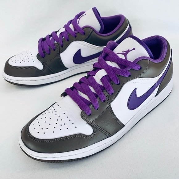 Jordan 1 Low ‘Purple Mocha Sneakers - Picture 4 of 11